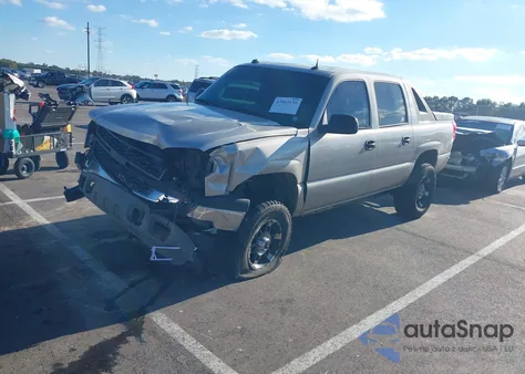 2004 Chevrolet Avalanche 1500 из США, поврежденный, VIN 3GNEK12TX4G165429